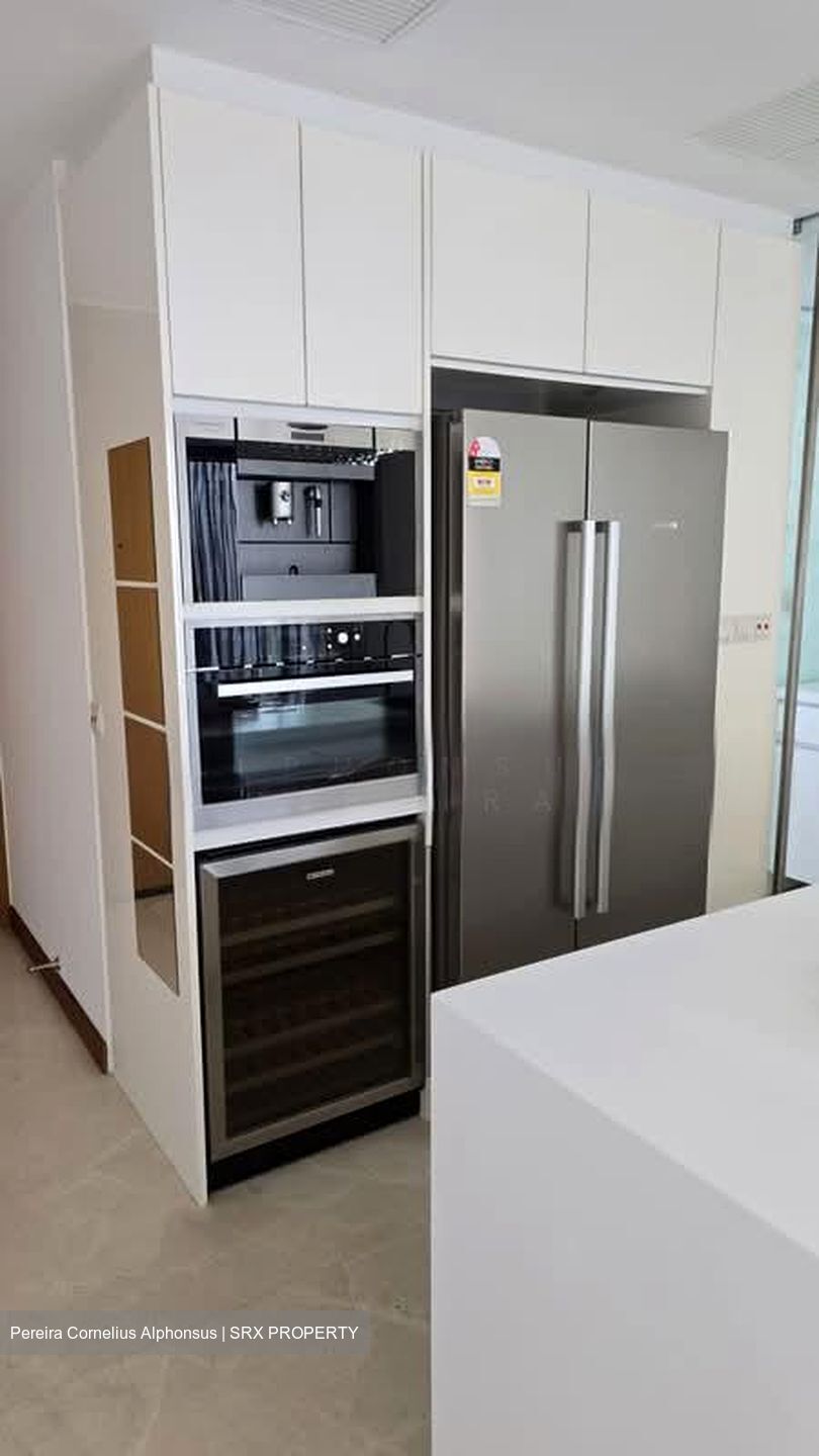 Vista Residences (D12), Condominium #581436421